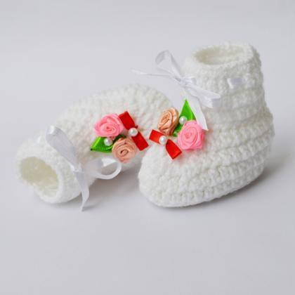 Crochet Flower Applique Baby Booties - White